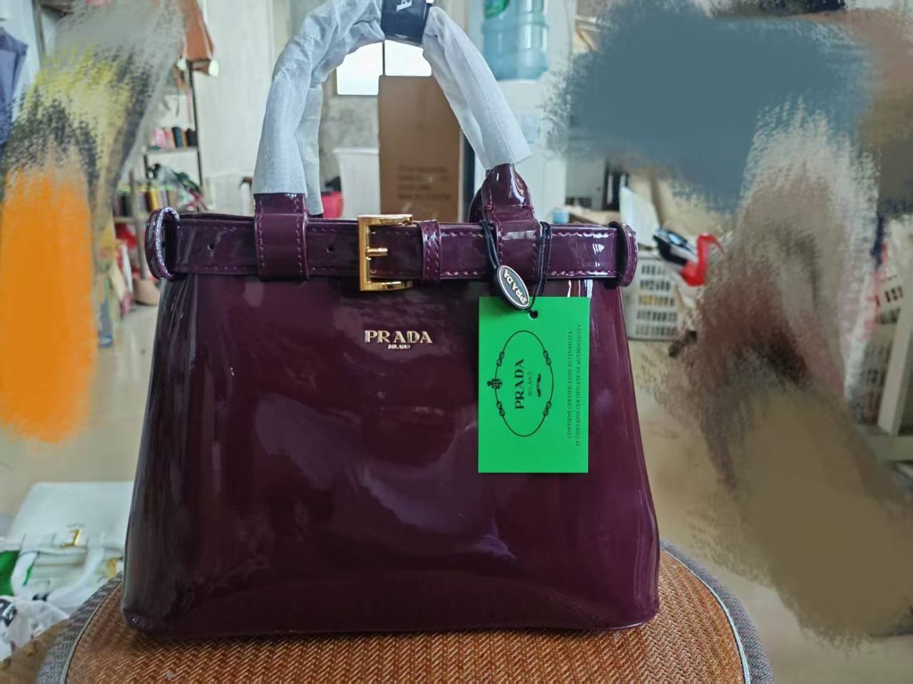 PRADA
GOOD quality
115 dhs✅
Zain200
♥️♥️♥️