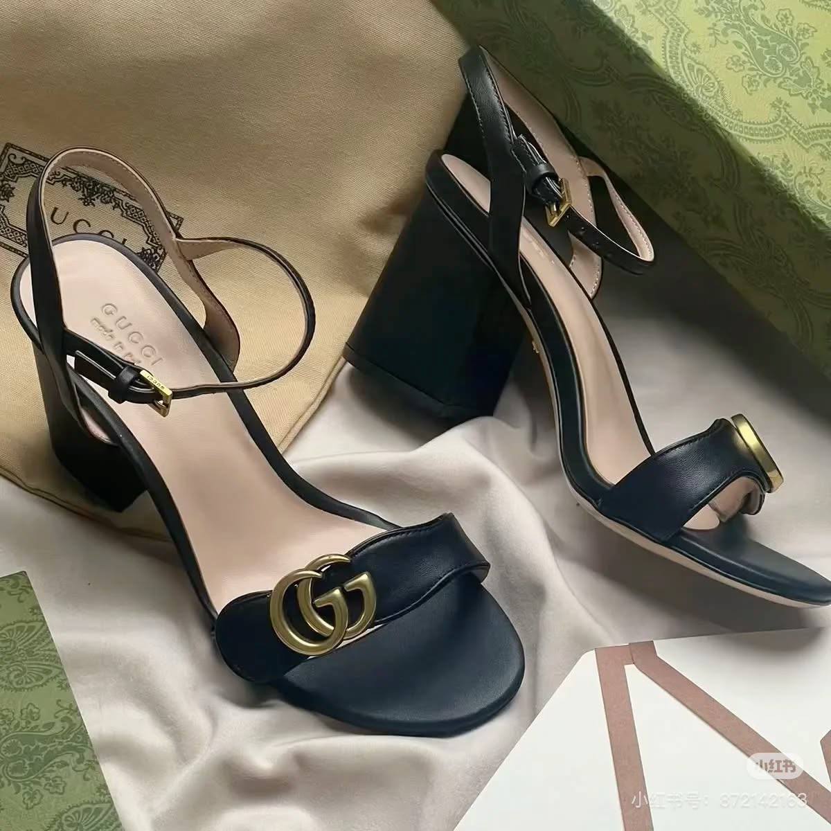 Gucci
36-41
130 dhs🇦🇪🇦🇪
Zain145
♥️♥️♥️