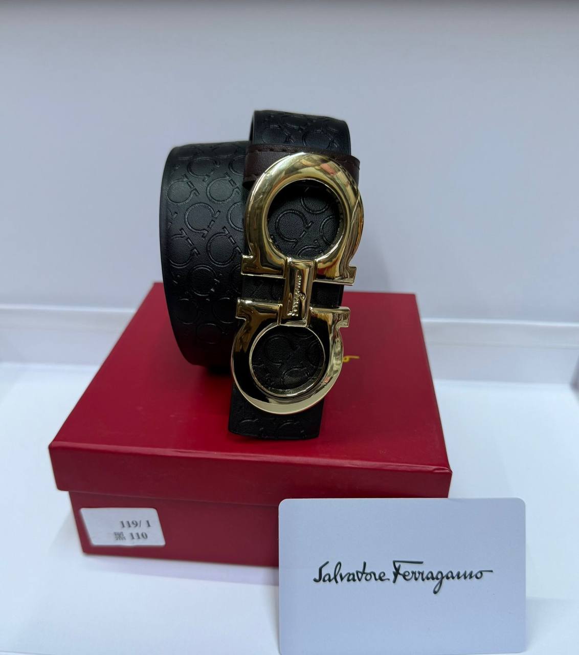 Belt
With box
🎁🎁🎁
40 dhs🪙💕
Zain93
♥️♥️♥️