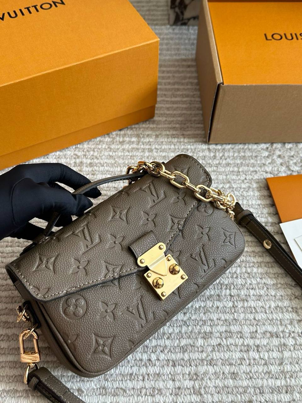LV Master
320 dhs🪙💕
Zain228
♥️♥️♥️