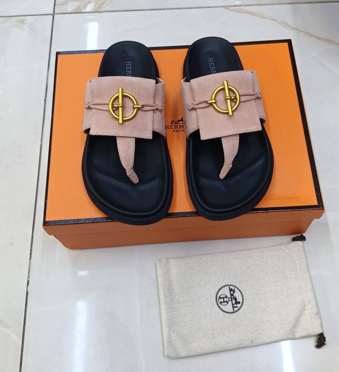 Hermes
Super Master🤗
SIZE ……… 36-42🥳
450 dhs💓
Zain119
♥️♥️♥️