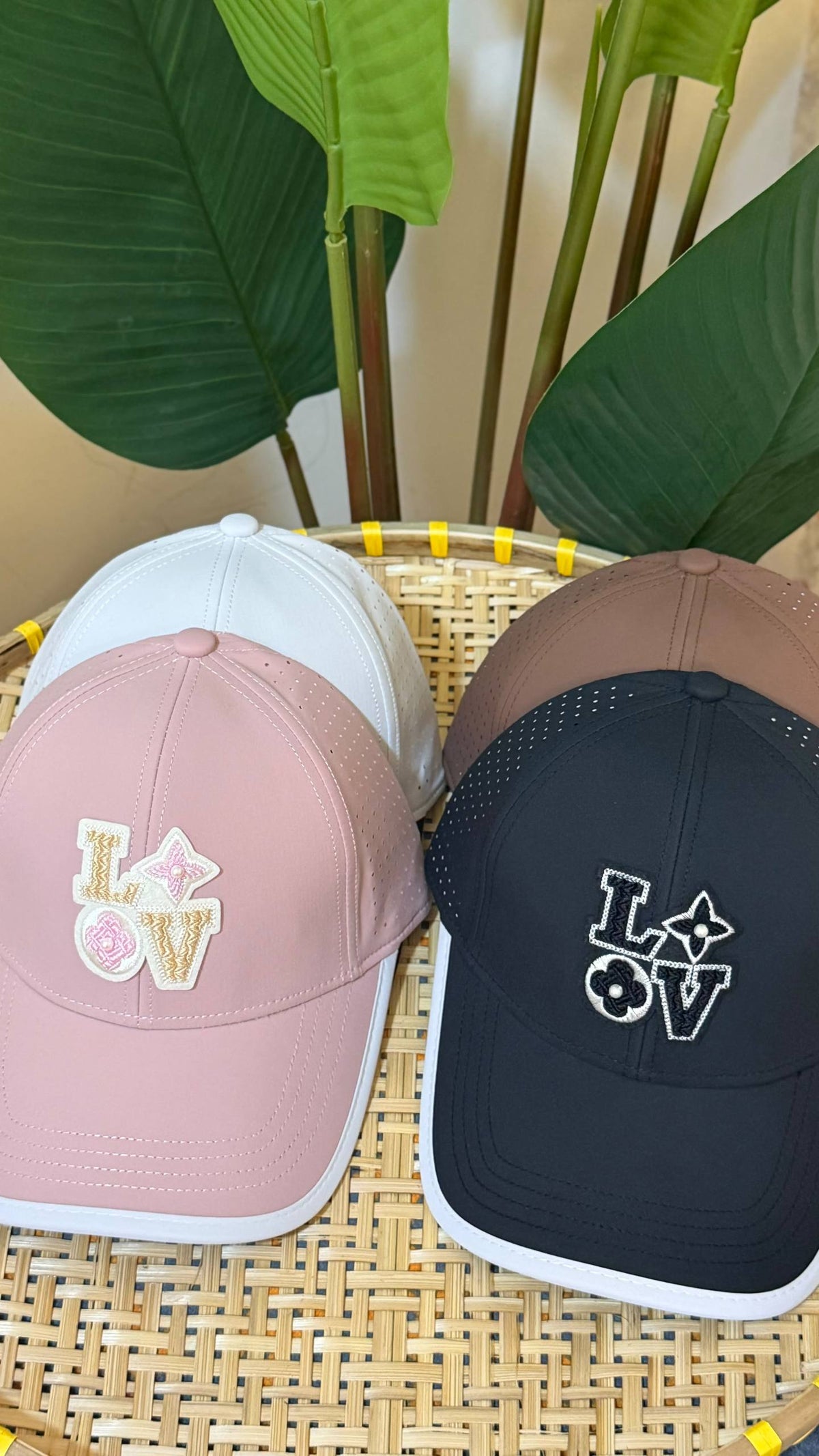 LV cap
VVIP QUALITY
180 dhs🇦🇪🇦🇪
Zain281
♥️♥️♥️