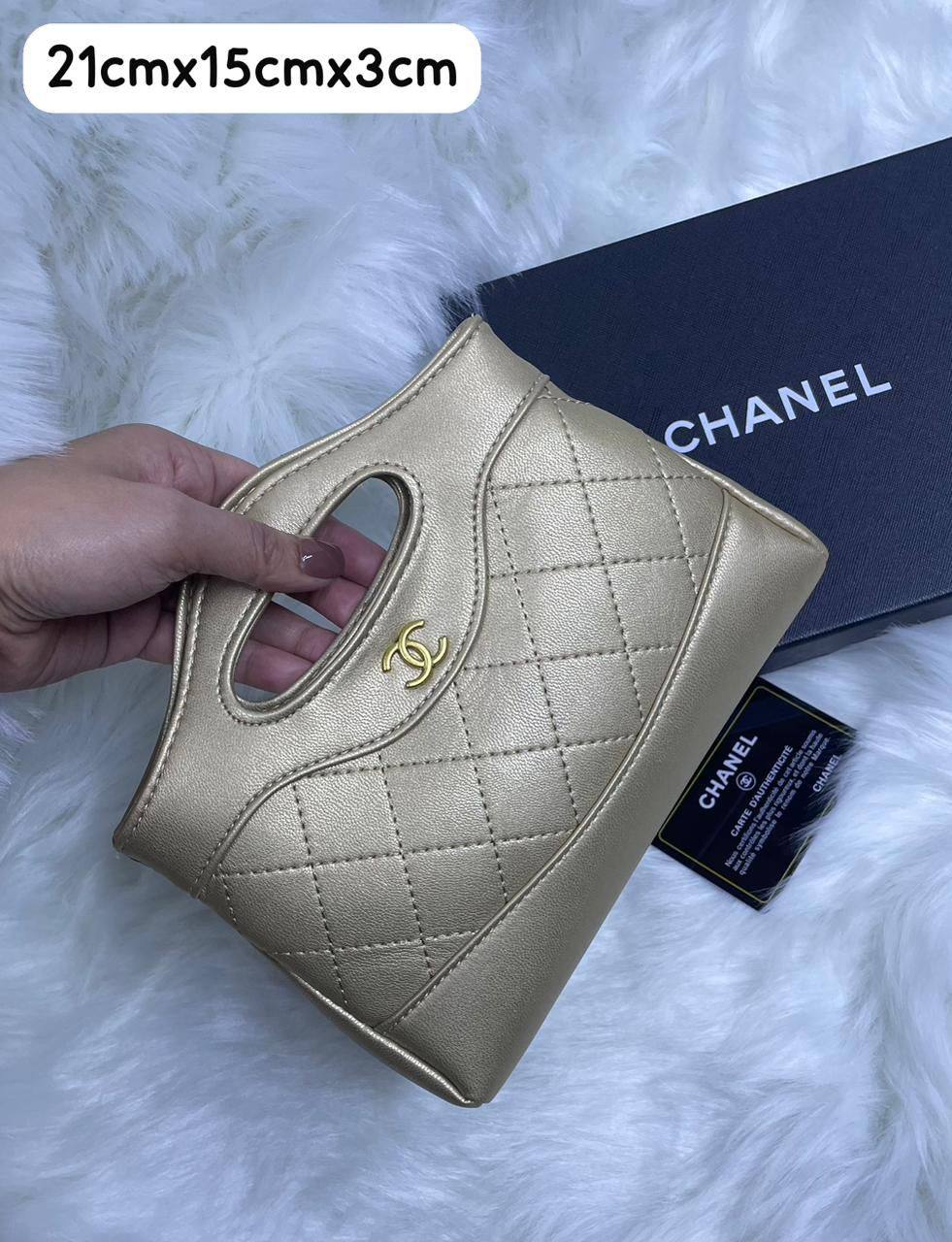 Chanel
with box
🎁🎁🎁
95 dhs✅
Zain72
♥️♥️♥️
