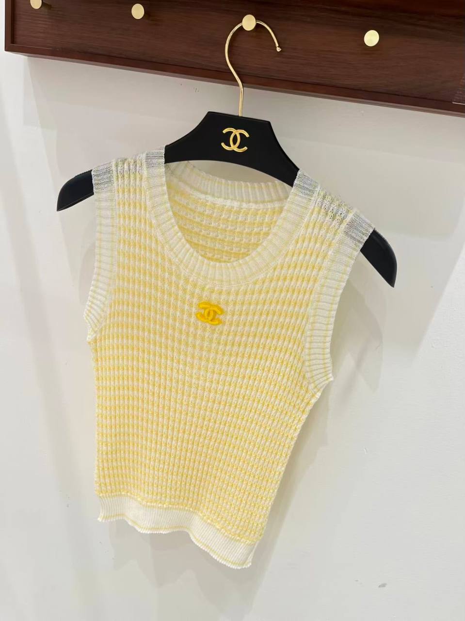 *New collections*
CHANEL
*Super Master quality*
*Sizes: S M L XL*
250 dhs✅
Zain308
♥️♥️♥️