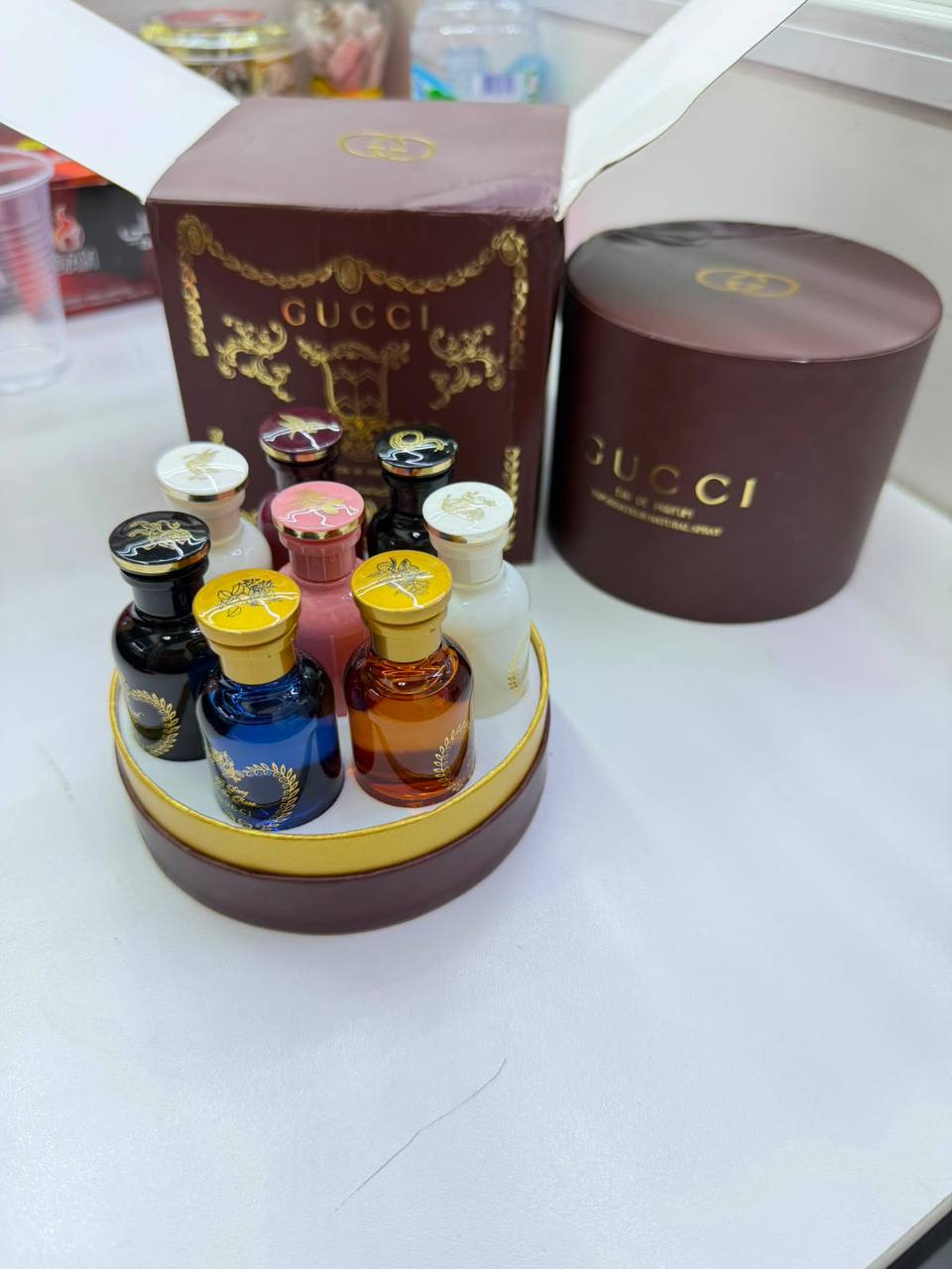 Gucci Box
with paper bag
85 dhs🇦🇪🇦🇪
Zain211
♥️♥️♥️