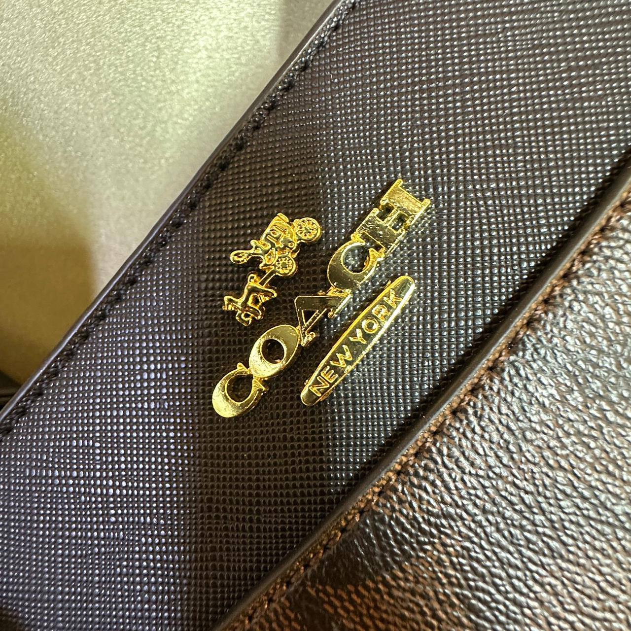 COACH
NEW CAME
GOOD QUALITY
95 dhs🪙🖤
Zain39
♥️♥️♥️