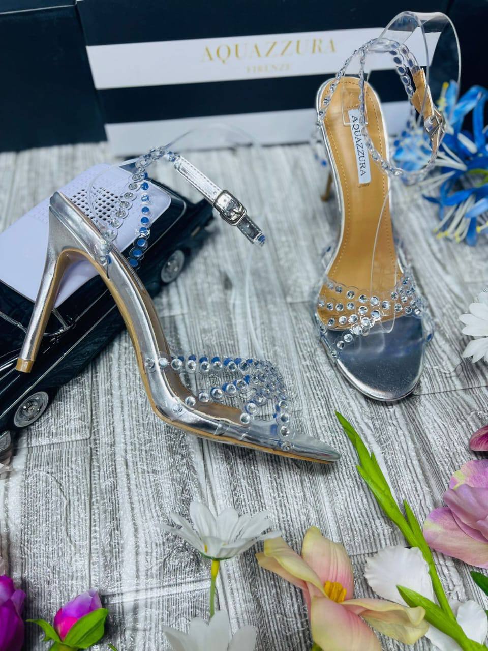 Aquazurra
Size 36-41
125 dhs🪙🌺
Zain21
♥️♥️♥️