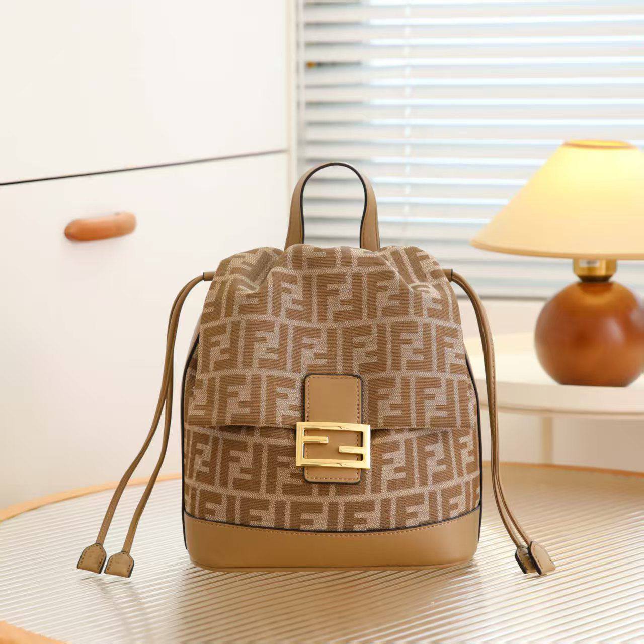Fendi
110 dhs🪙🌨️
Zain186
Zain143
♥️♥️♥️