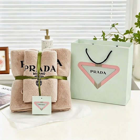 Towel new came good quality
with paper bag
45 dhs🇦🇪🇦🇪
Zain39
♥️♥️♥️