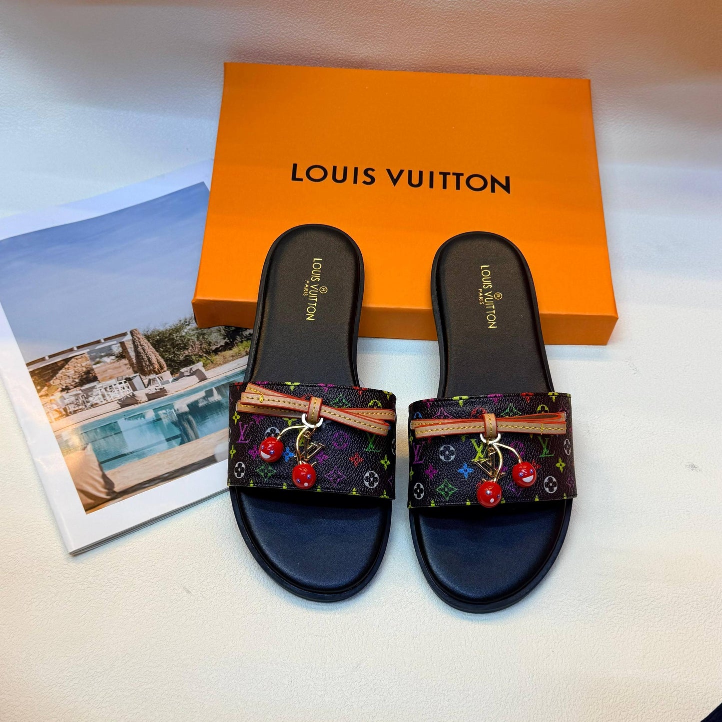 LV
Size 36 to 41
70 dhs🇦🇪
Zain236
💓💓💓