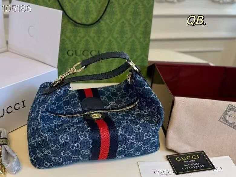 Gucci
110 dhs✅
with box
🎁🎁🎁
Zain203
♥️♥️♥️