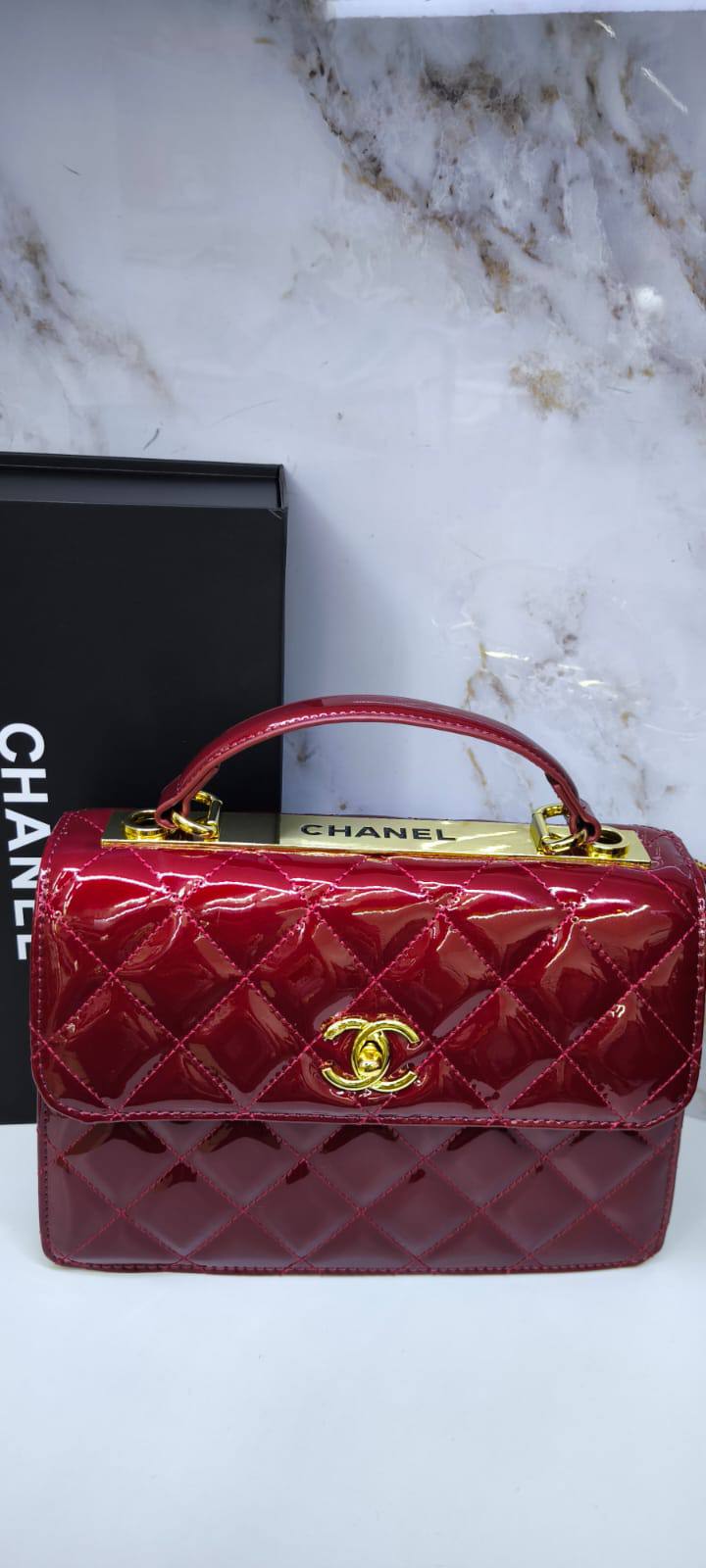 Chanel
with box
good quality
120 dhs✅
Zain203
♥️♥️♥️