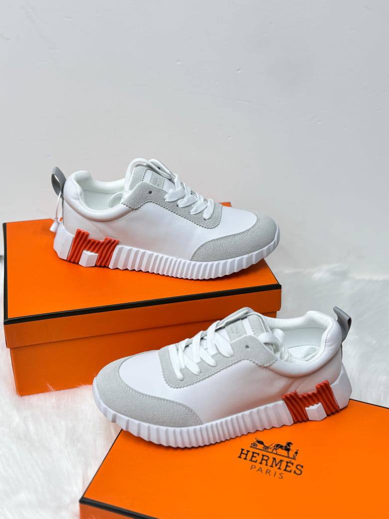 Hermes Shoes
New arrived
Size 36 to 41
130 dhs🪙🌨️
Zain21
♥️♥️♥️