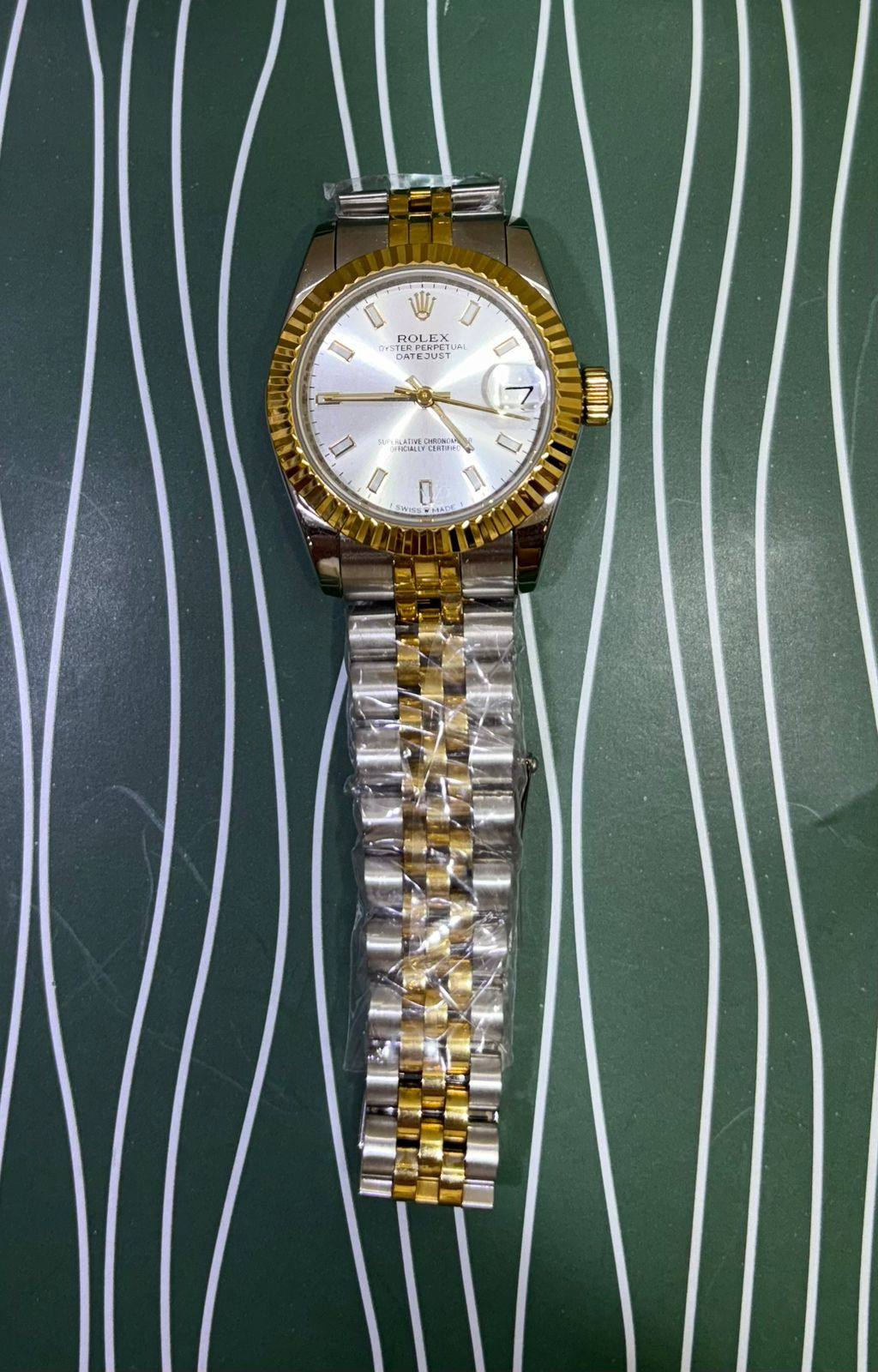 Rolex
Women ... ……31mm---🌹🌹🌹
230 dhs❣️
Zain108
♥️♥️♥️