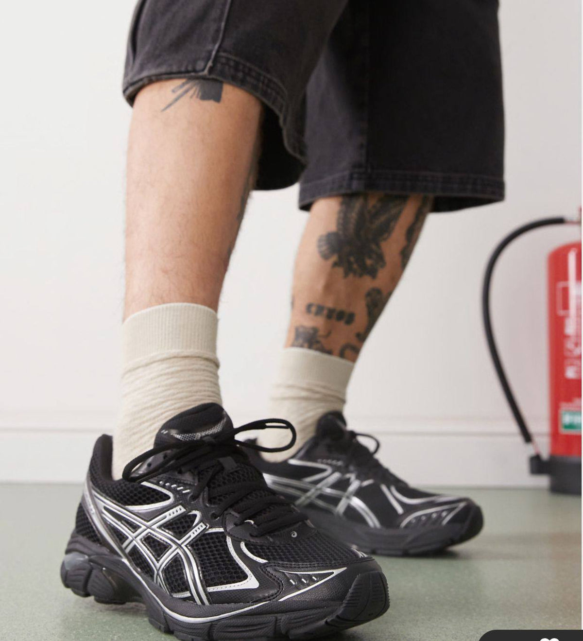 ASICS GEL-1130 ‘Black/Pure Silver’🖤🩶
36-45 AVAILABLE
200 dhs🇦🇪🇦🇪
Zain242
♥️♥️♥️