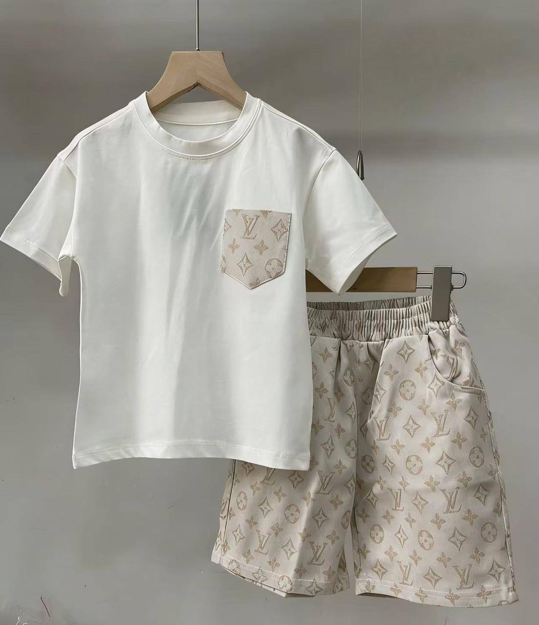 LV - Gucci
3-6m to 10y
140 dhs💓
Zain151
♥️♥️♥️