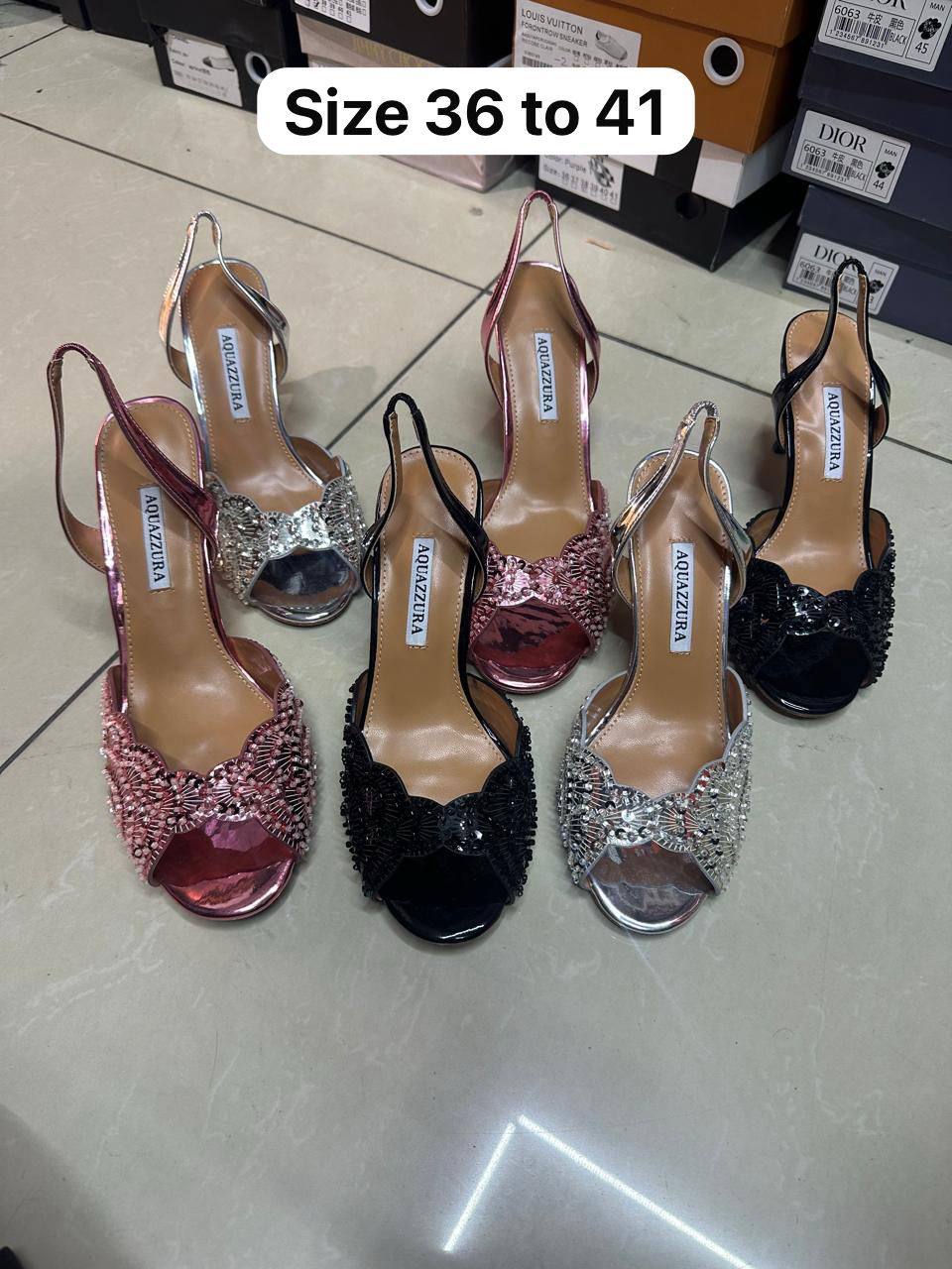 Aquazzura
Heel 8cm
140 dhs✅
Zain146
♥️♥️♥️