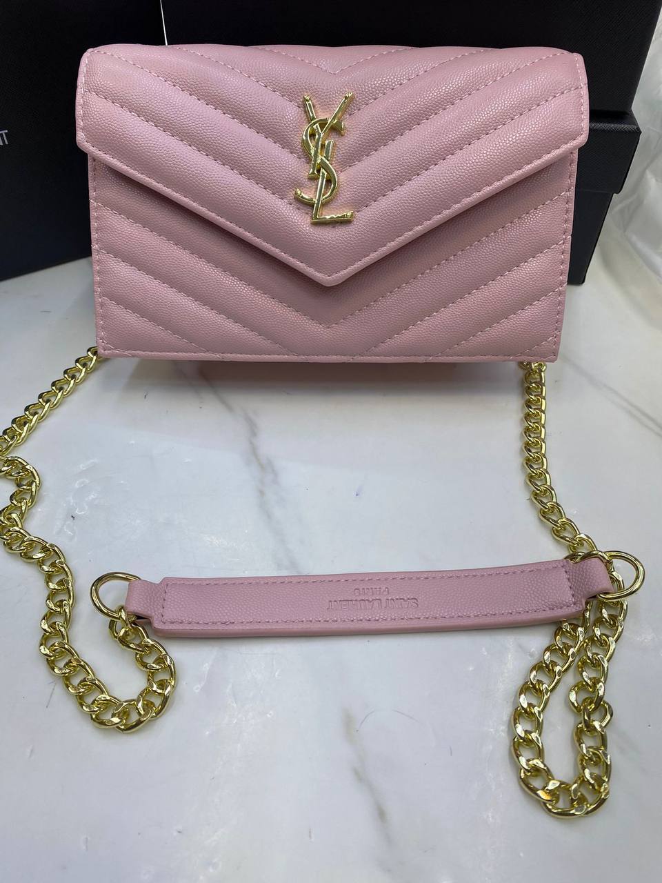YSL
withbox
80 dhs🇦🇪🇦🇪
Zain143
♥️♥️♥️