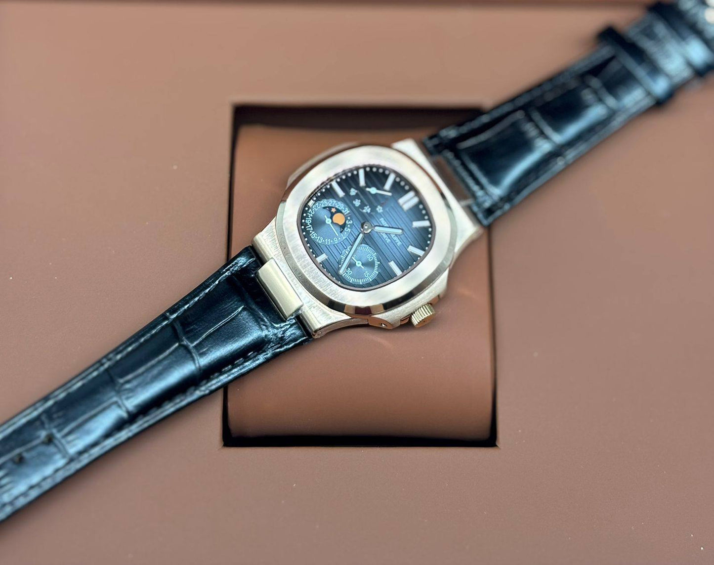 PETEK PHILIPPE
_*MEN *_
_MASTER QUALITY_
530 dhs❣️
Zain108
♥️♥️