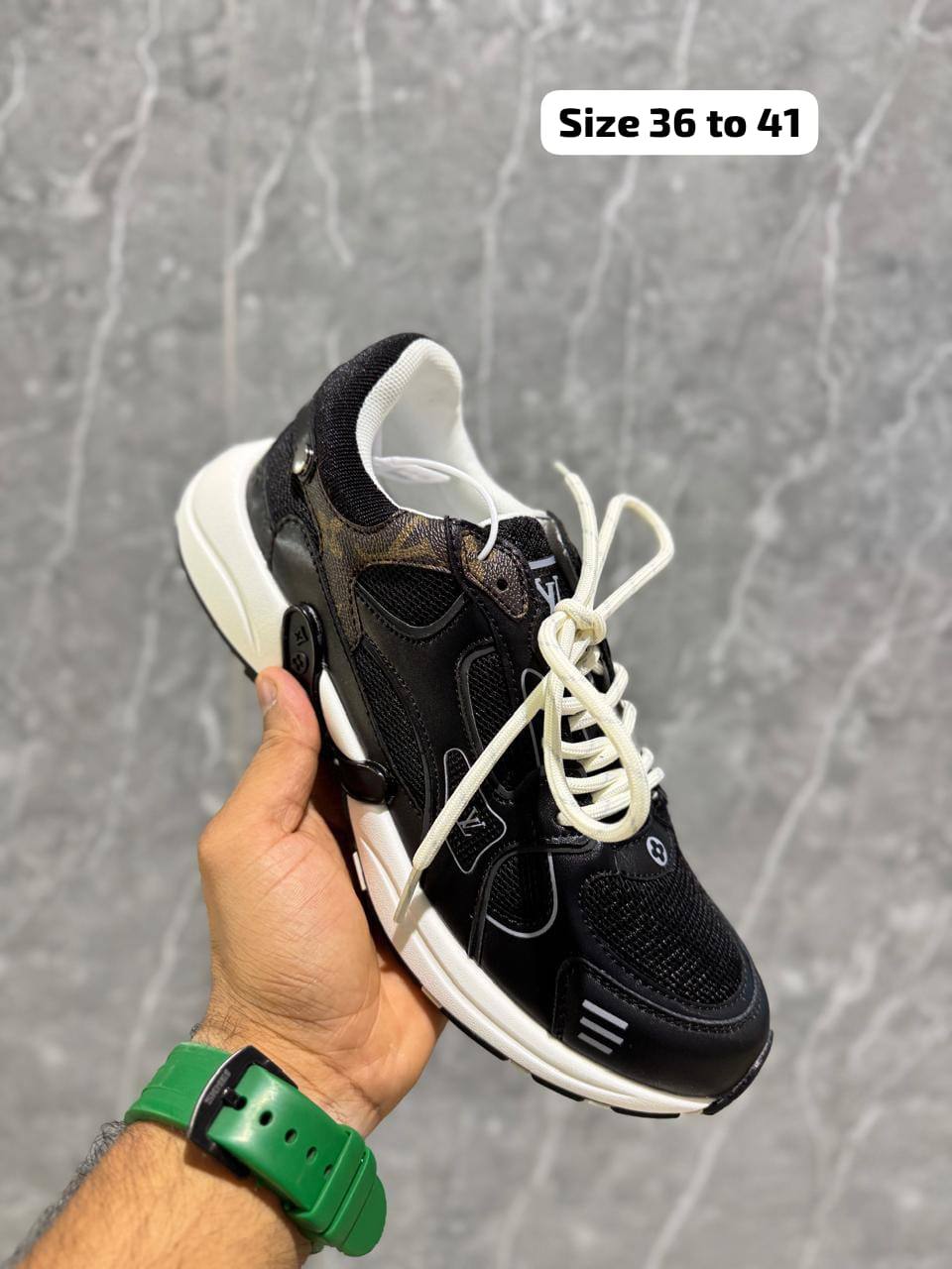 LV SHOES 🔥
New arrived
Size 36 to 41
140 dhs🪙🌨️
Zain21
♥️♥️♥️