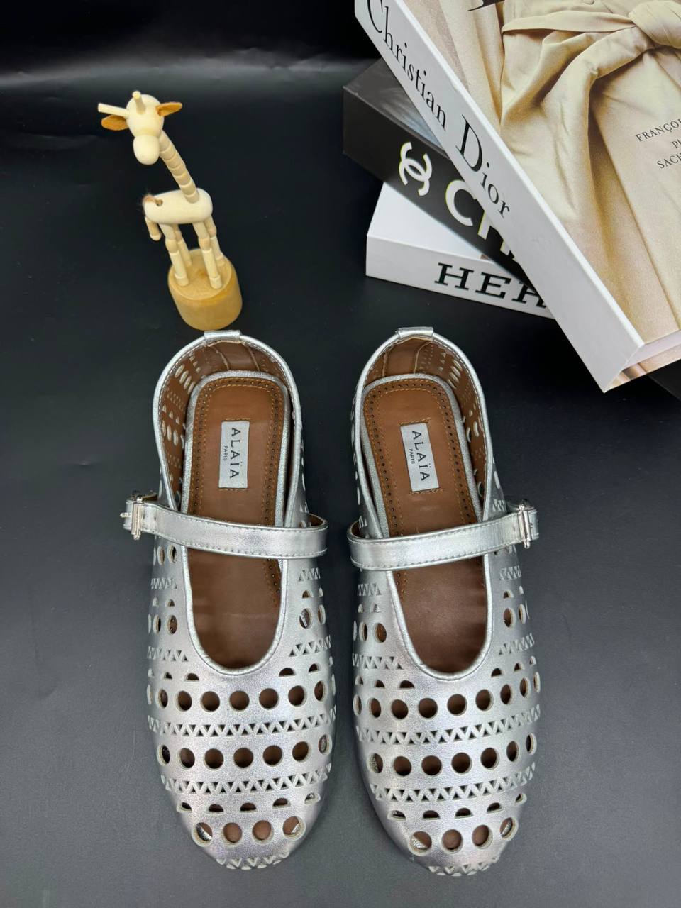 ALAIA
QUALITY…master🤗
SIZE ……… 36-42🥳
340 dhs💓
Zain119
♥️♥️♥️