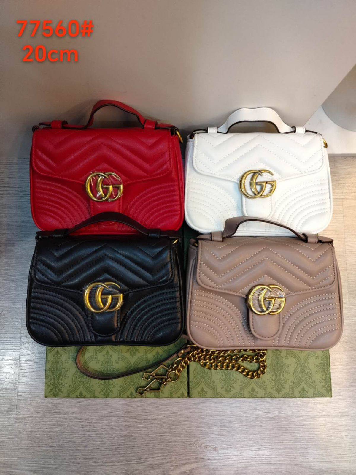Gucci
with box
🎁🎁🎁
100 dhs🪙🌨️
Zain107
♥️♥️♥️