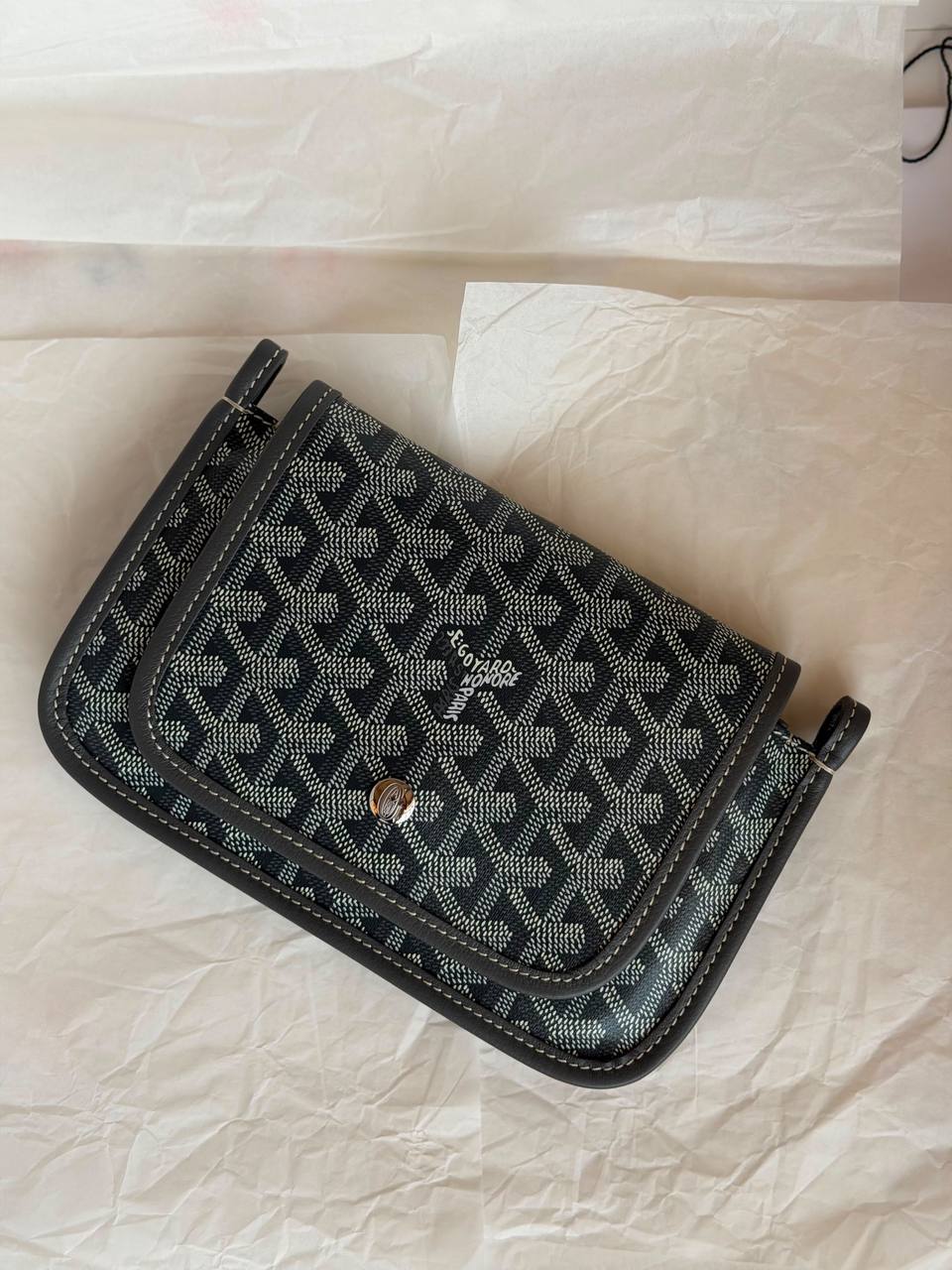 𝐆𝐨𝐲𝐚𝐫𝐝 𝐏𝐥𝐮𝐦𝐞𝐭
𝐏𝐨𝐜𝐤𝐞𝐭 𝐖𝐚𝐥𝐥𝐞𝐭
For Price 👇 WhatsApp✅
0568585901
0507557372
0552275751 Owner Zain 👌
ZainETAG 4
♥️♥️♥️