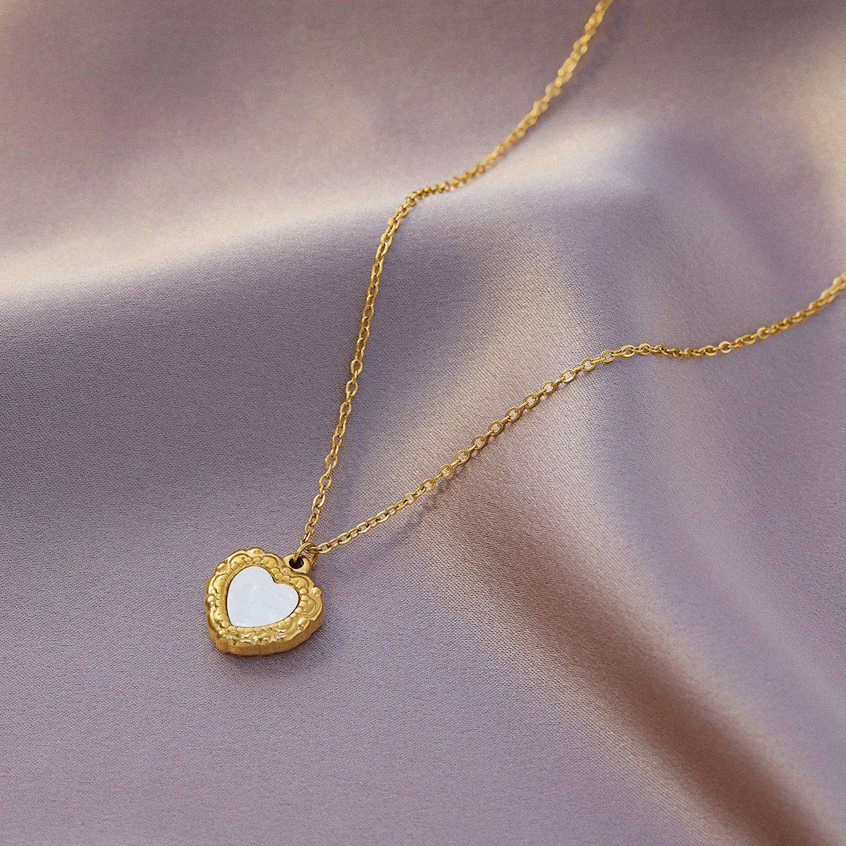 New arrival stainless steel Necklaces color not change
20 dhs❣️
Zain243
♥️♥️♥️