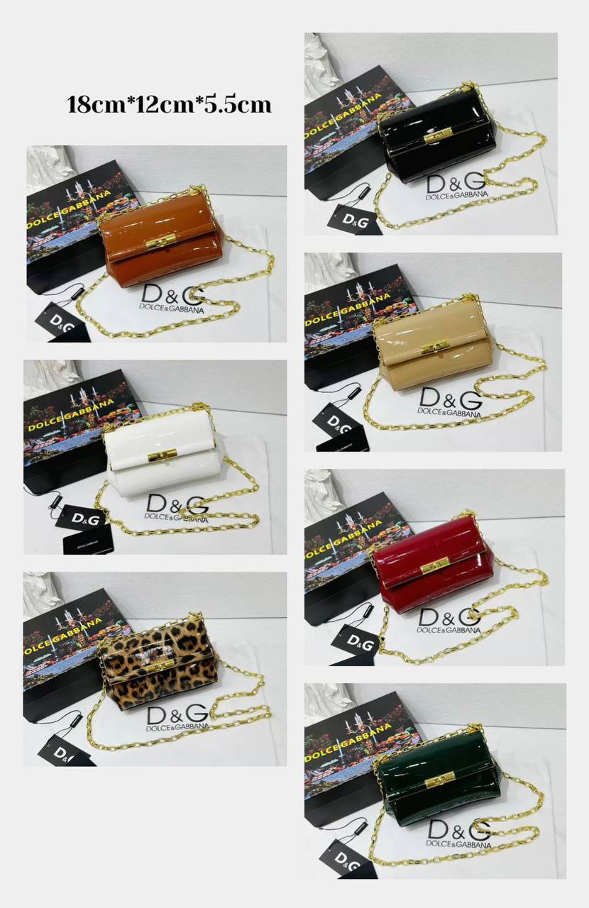 D&G
good quality
with box
🎁🎁🎁
100 dhs✅
Zain39
♥️♥️♥️