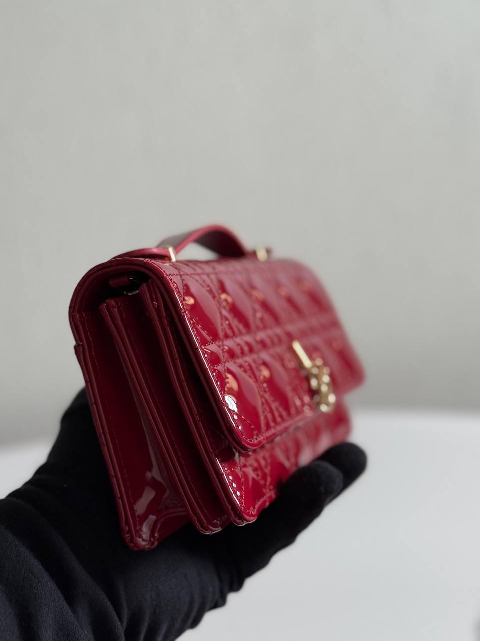 Available Again✨✨✨
DIOR
21cm
330 dhs🪙💚
Top quality
With box🎁
Zain167
♥️♥️♥️