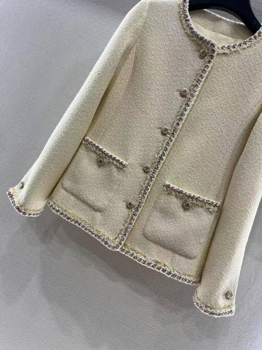 *New collections*
CHANEL
*Super Master quality*
*Sizes: S M L XL*
860 dhs✅
Zain308
♥️♥️♥️