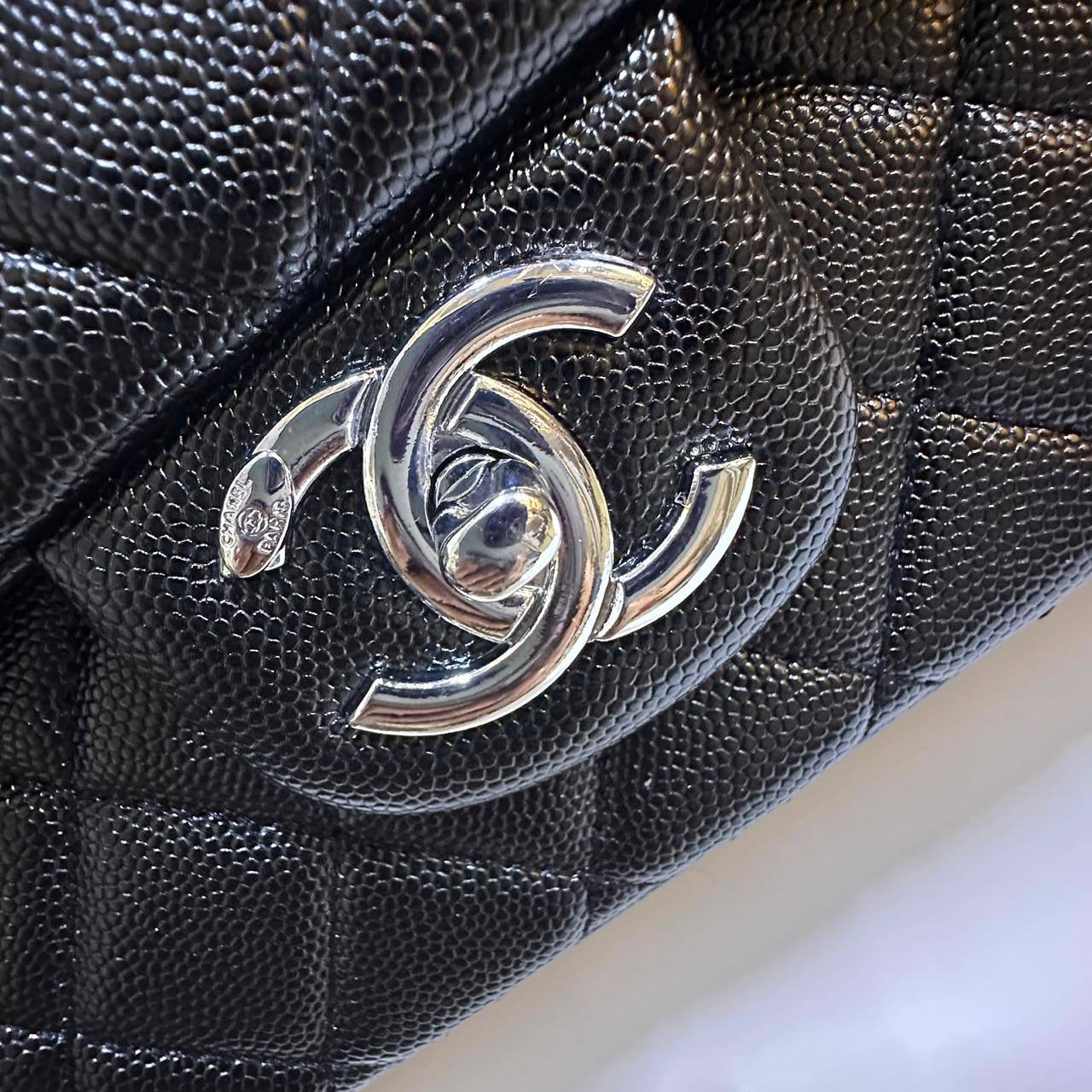 CHANEL NEW CAME HIGH QUALITY WITH FOLDING BOX
130 dhs🇦🇪🇦🇪
(caviar)
Zain295
♥️♥️♥️