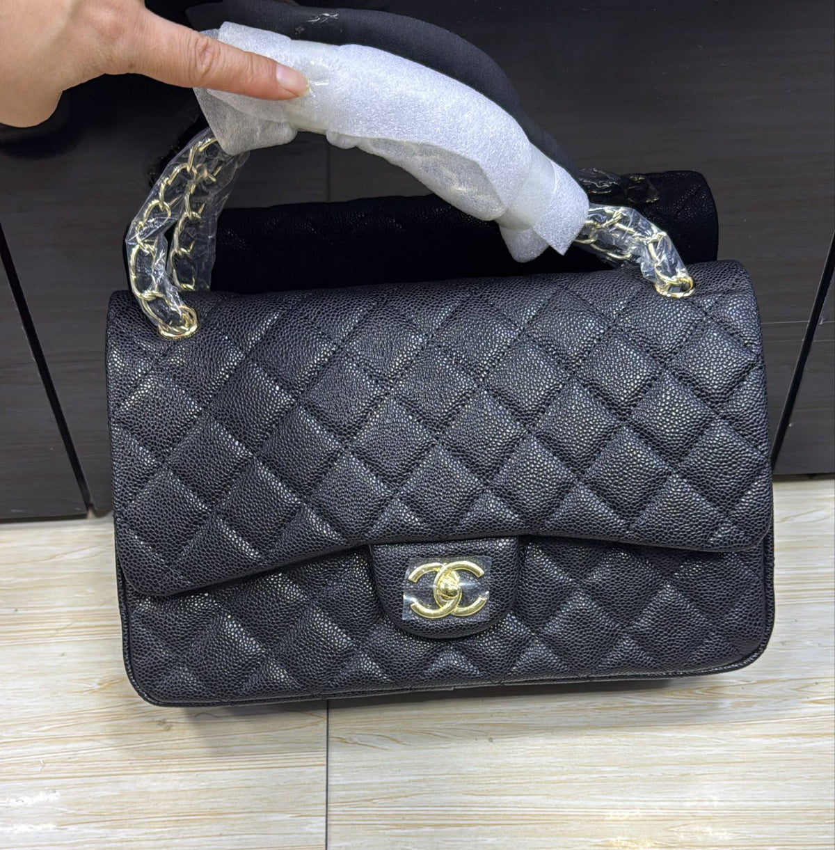 Chanel
Master
310 dhs
Zain295
♥️♥️♥️