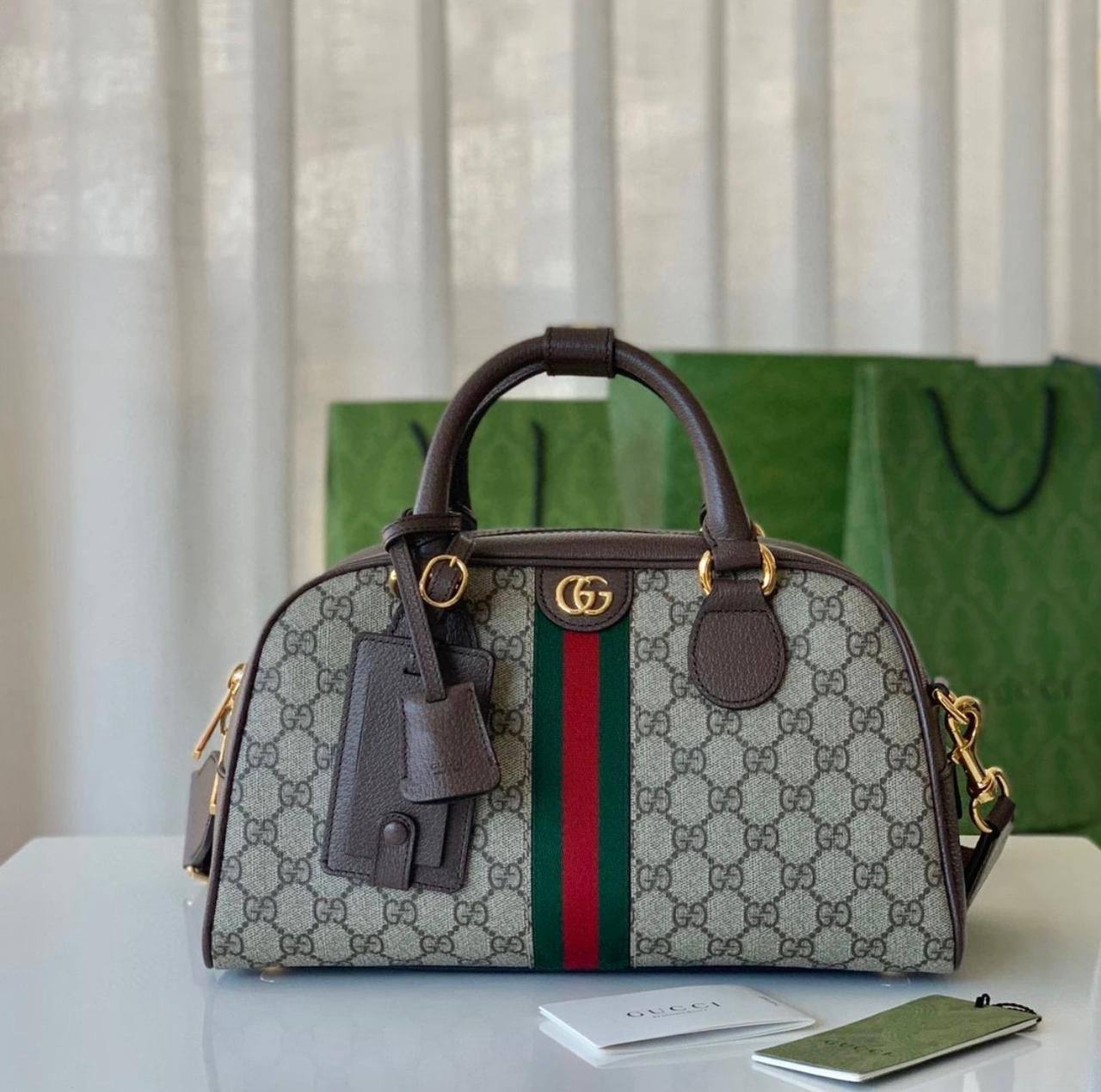 GUCCI
NEW CAME HIGH QUALITY
WITH BOX
🎁🎁🎁
125 dhs💚
Zain39
♥️♥️♥️