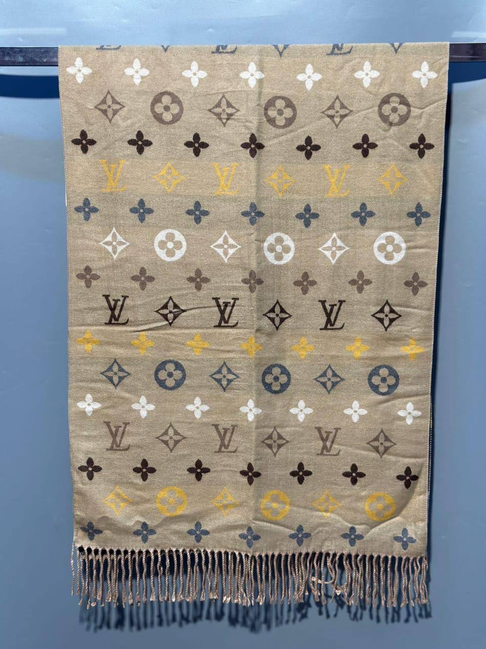 NEW CAME
SCARF
GOOD QUALITY
45 dhs🪙💚
SIZE: 185*65
Zain40