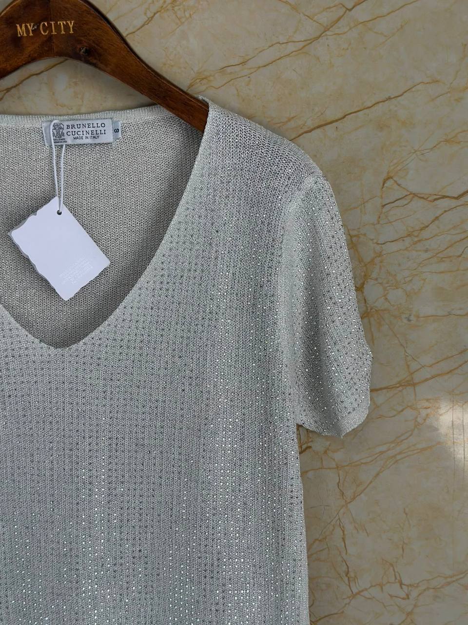 BRUNELLO CUCINELLI
Women’s Tshirt
Master Quality
SML
350 dhs💓
Zain276
♥️♥️♥️