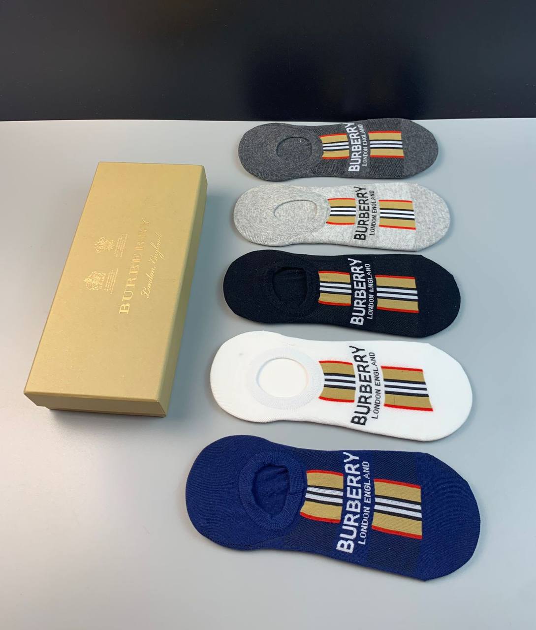 NEW CAME
SOCKS
GOOD QUALITY
40 dhs✅
(IN ONE BOX 5 PAIRS)
Zain40
♥️♥️♥️