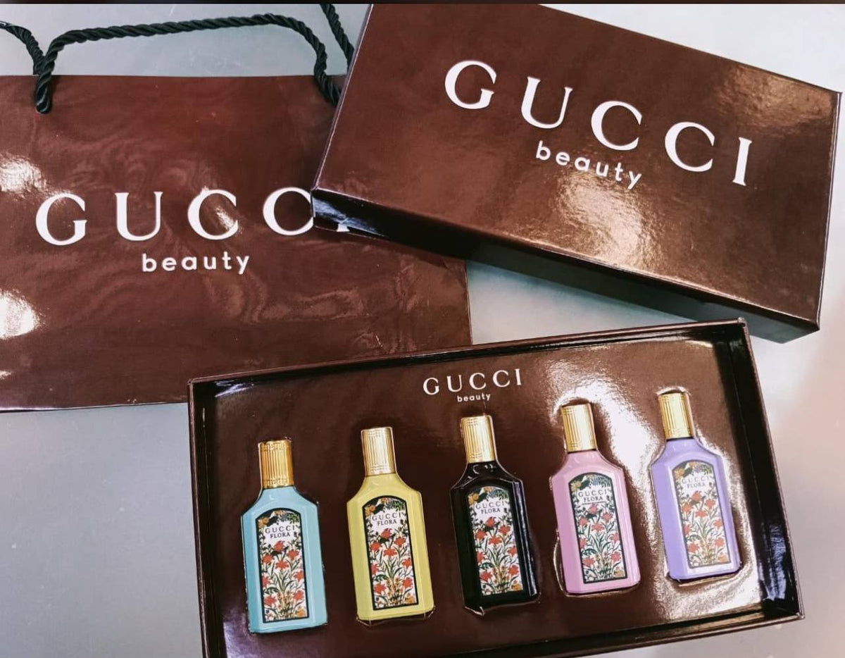 Gucci set
65 dhs
Zain01
♥️♥️♥️