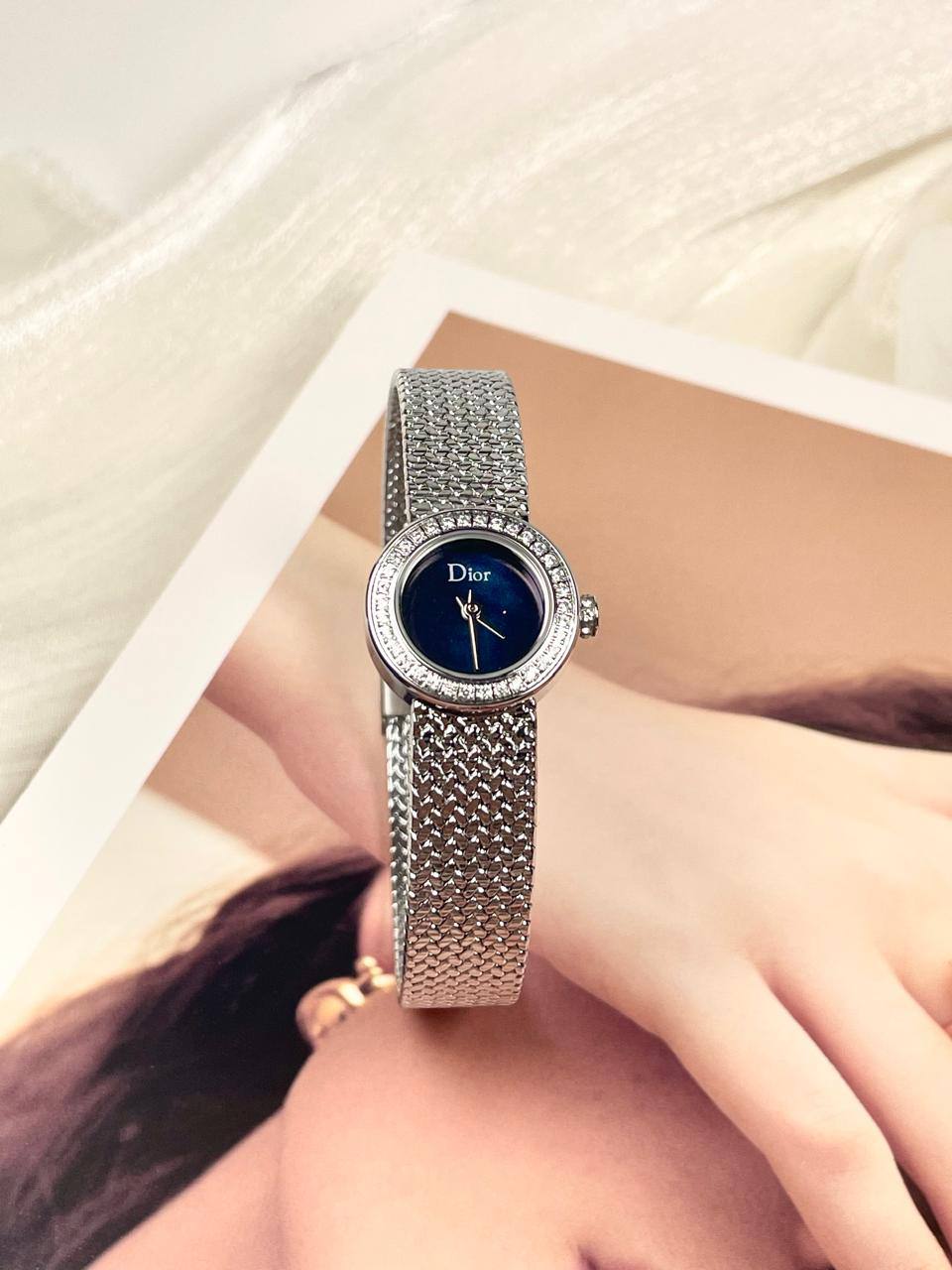 Dior Ladies Watch
19mm
230 dhs🗽
Zain33
♥️♥️♥️