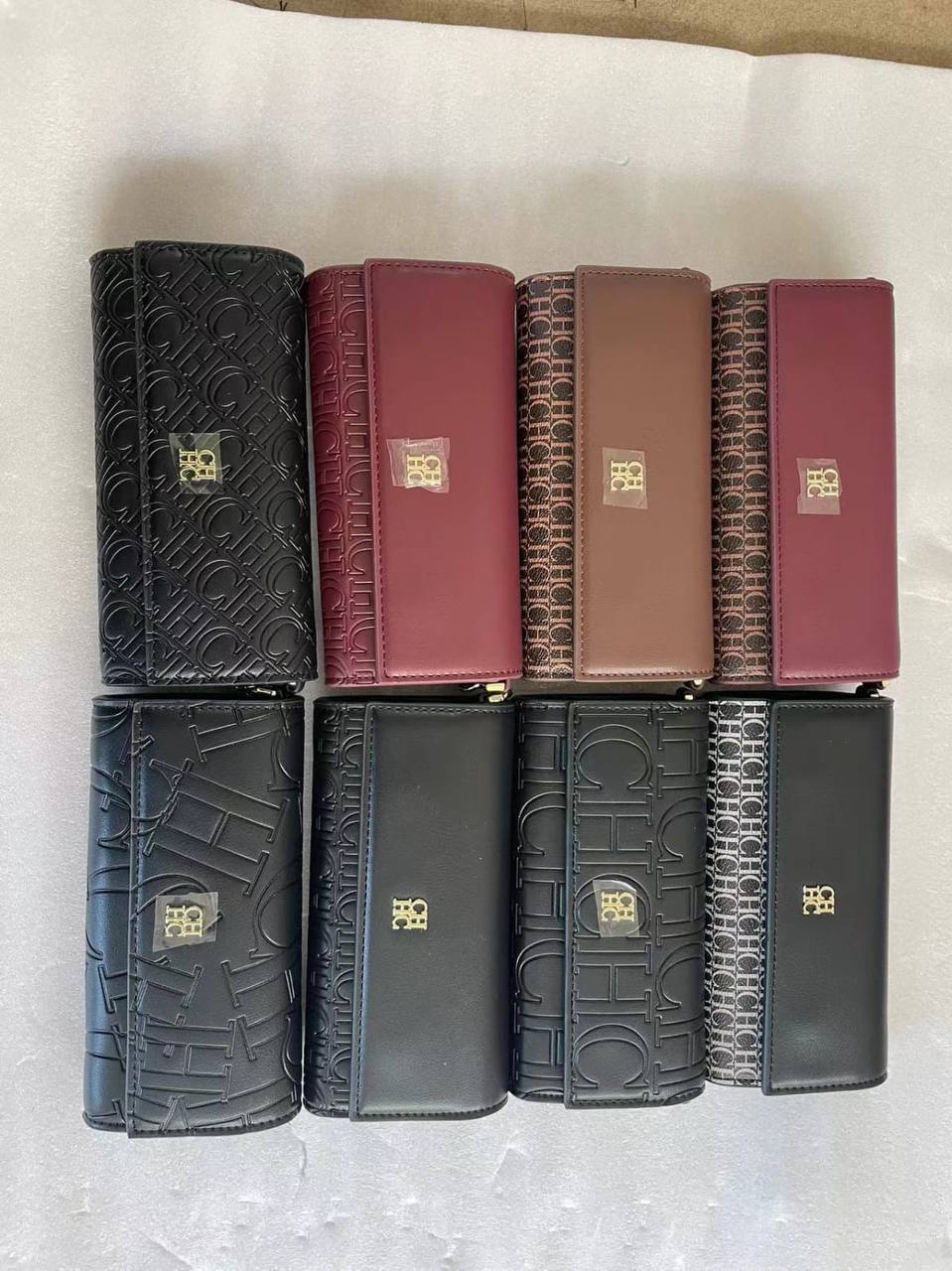 Aigner - CH - Gucci - DKNY
85 dhs💓
high quality With box New 21cm
🎁🎁🎁
Zain26
♥️♥️♥️