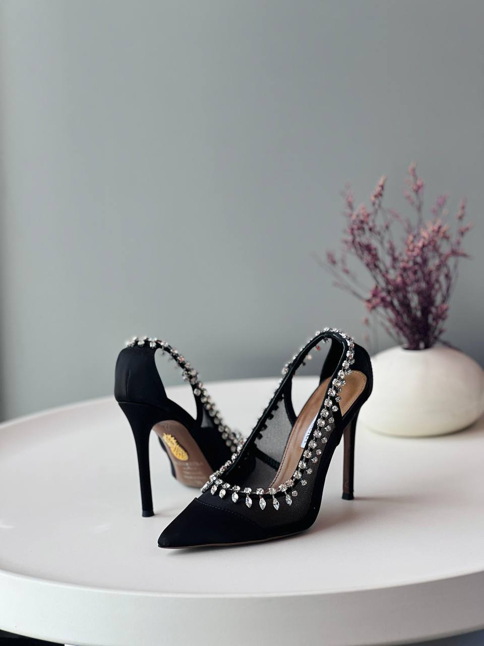 Aquzzura 🧡🖤
Size 36_41
Super high quality
450 dhs✅
Zain176
♥️♥️♥️