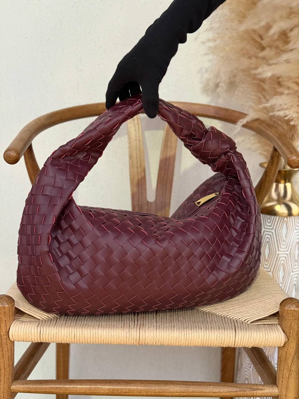 BOTTEGA VENETA
44cm
460 dhs✅
Top quality
Zain167
♥️♥️♥️