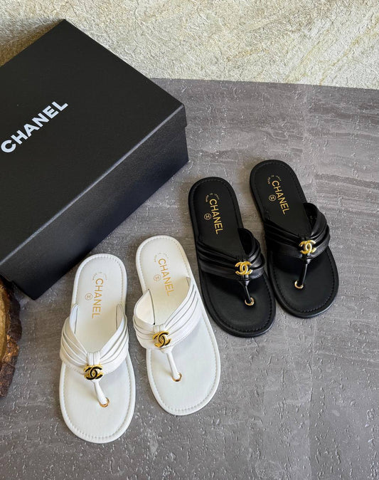 CHANEL 💫😍
SuperMaster Quality 💯
450 dhs✅
Size: 36-41 💥
Zain171
♥️♥️♥️