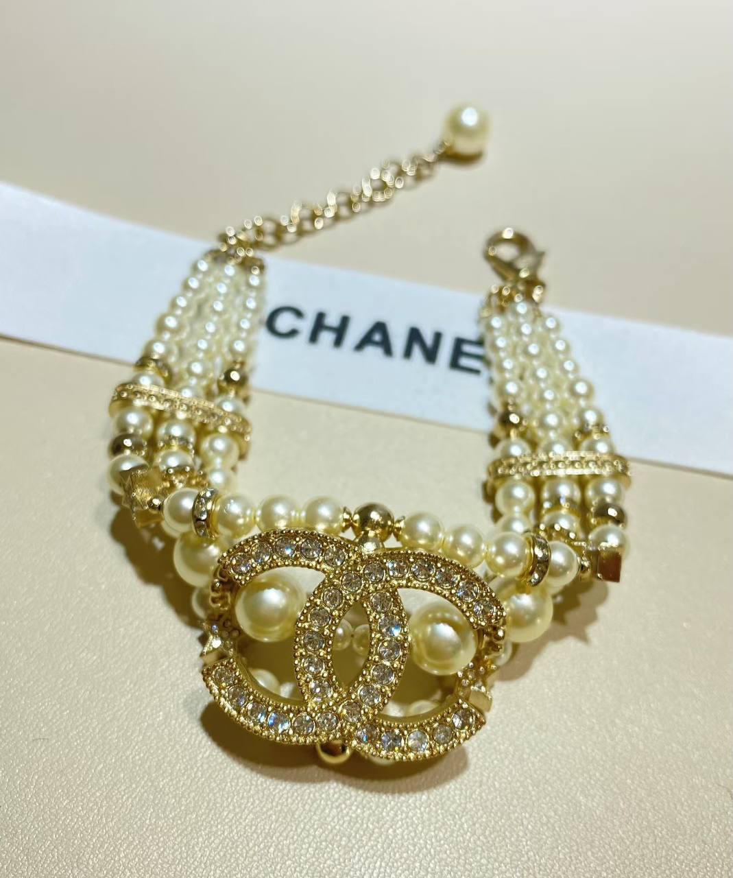 Chanel set* ☘️
Necklace
Bracelet
*Master quality* 💎
*170* AED normal box 📦
Zain48
♥️♥️♥️