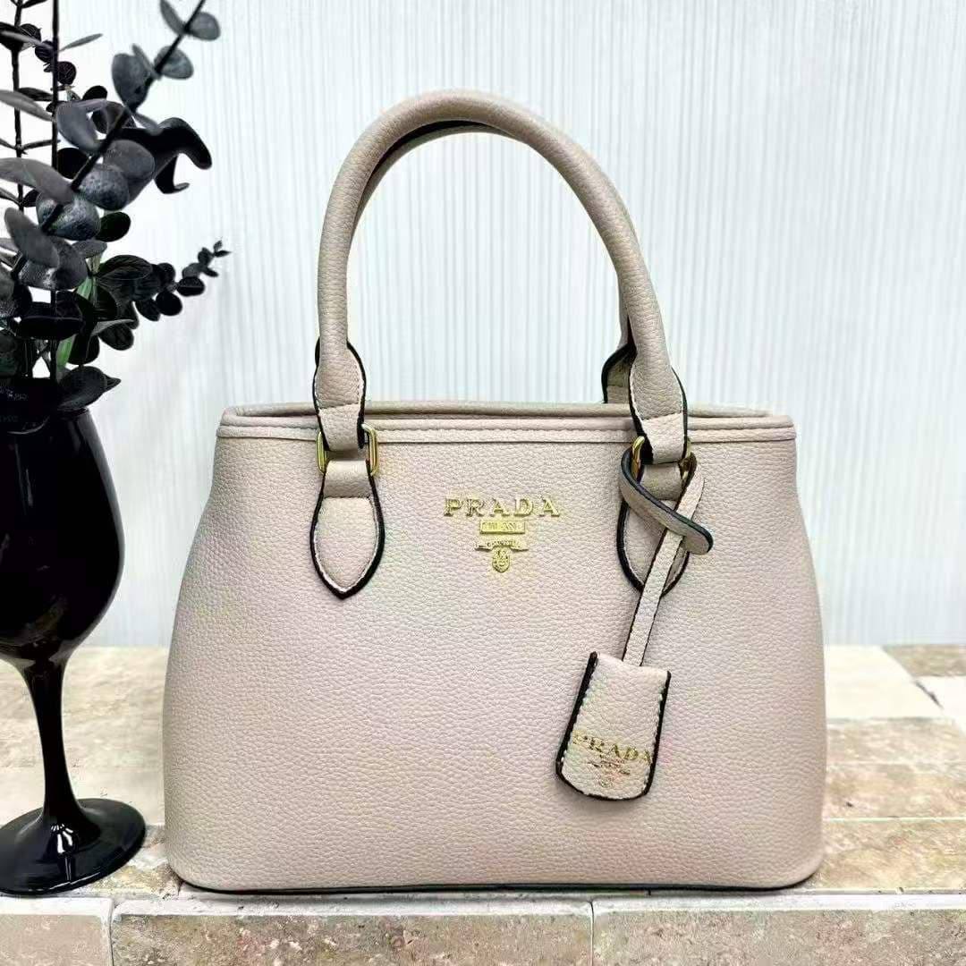 Parada
75 dhs✅
Zain232
♥️♥️♥️