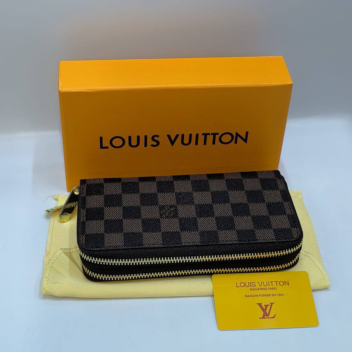 LV wallets
40 dhs🪙
Zain40
♥️♥️♥️