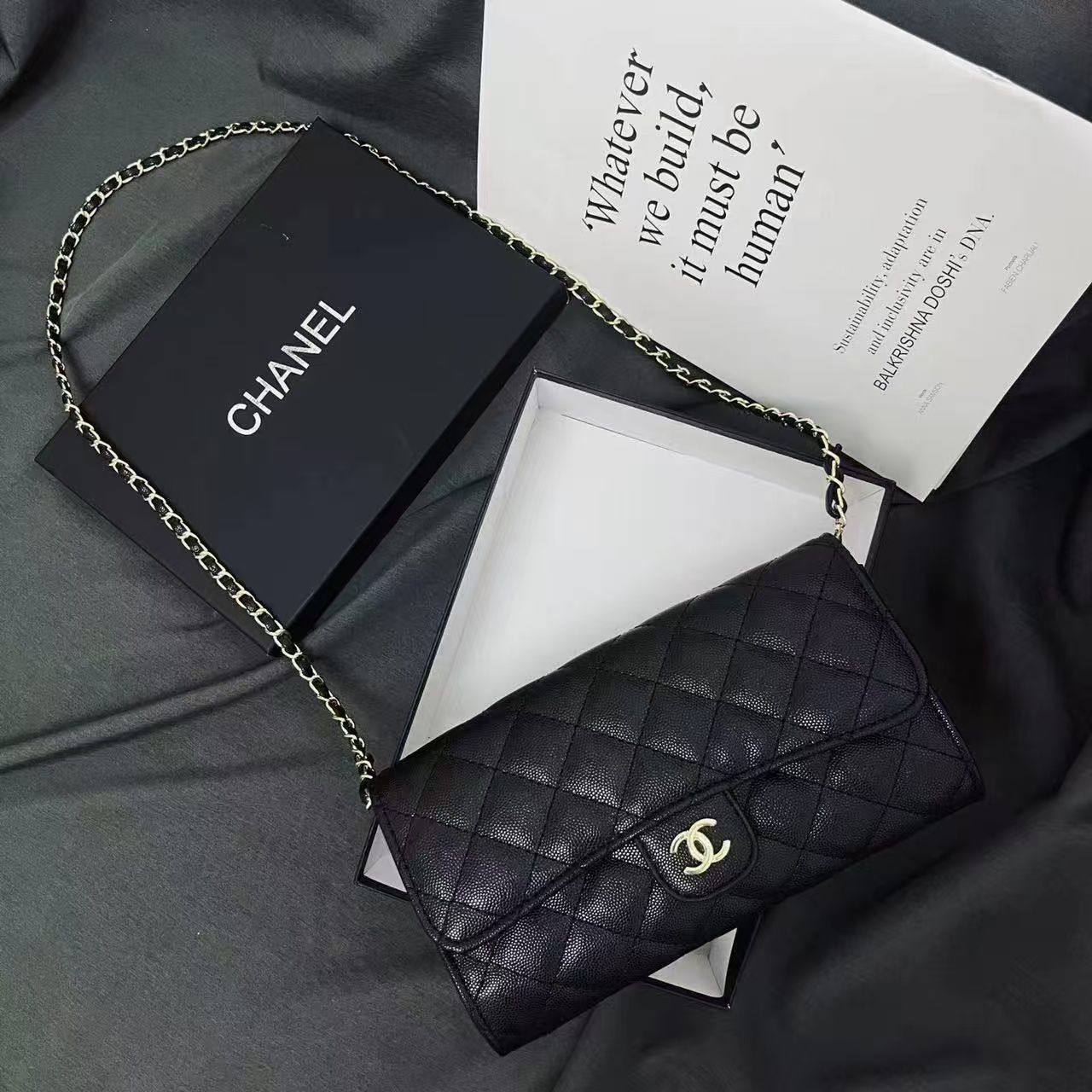 Chanel
with box
🎁🎁🎁
90 dhs❣️
Zain07
♥️♥️♥️