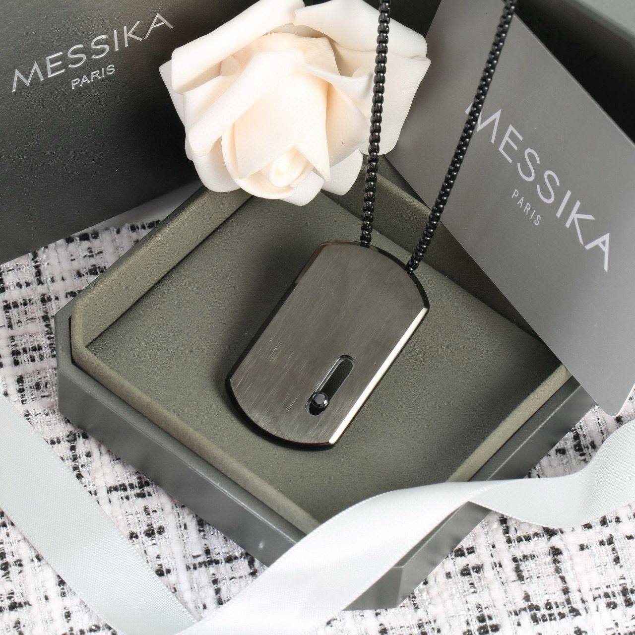 Messika men Necklace* 💐
Master quality
*55* AED normal box 📦
Zain48
♥️♥️♥️