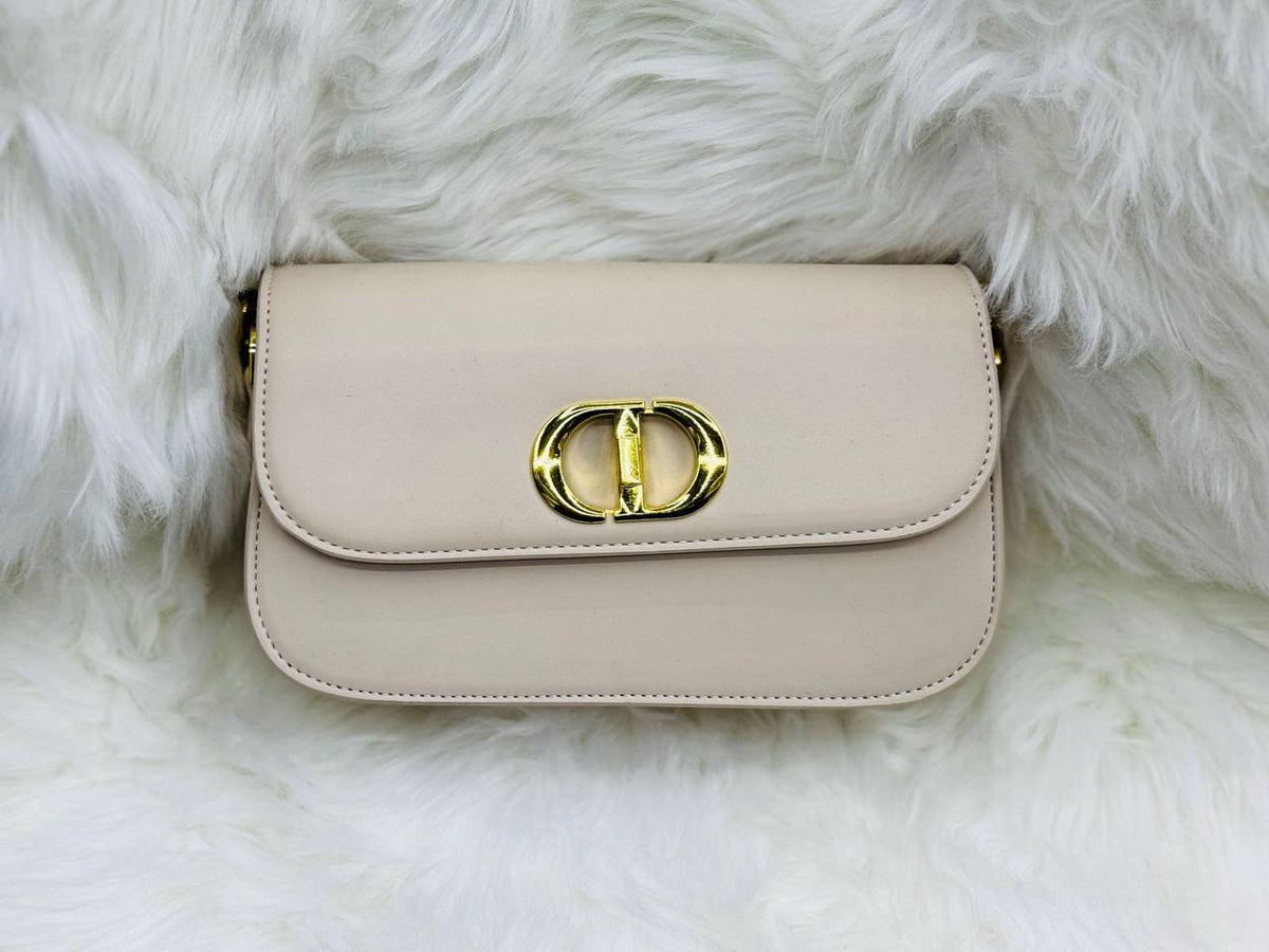 Dior
With Box 🎁
90 dhs🪙💚
Zain232
♥️♥️♥️