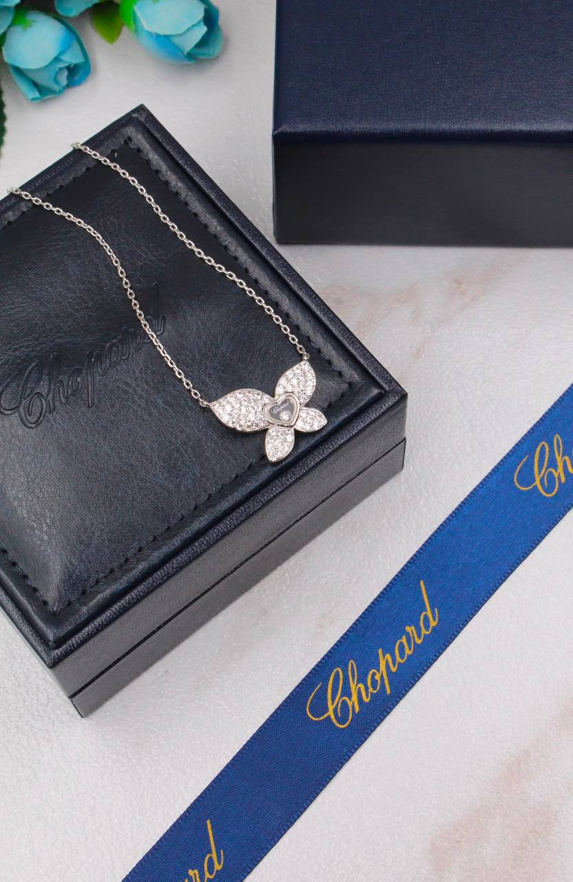 Chopard 💙
HAPPY BUTTERFLY X MARIAH CAREY
Necklace & Earings
↗️ *# Super Master Quality ®️*
Necklace with Earings
*190 dhs✅* with *Normal* Box
*230 dhs✅* with *Orignal* Box
Zain209
♥️♥️♥️